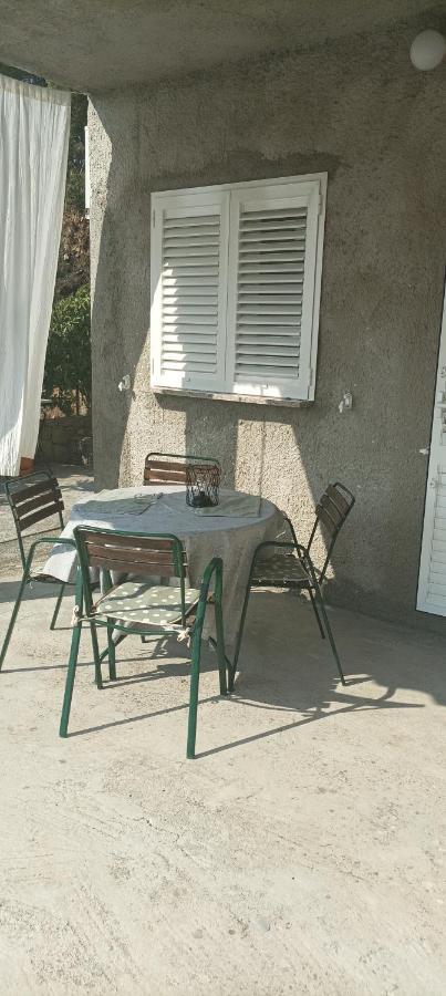 Feel Good Apartment Banjol 외부 사진