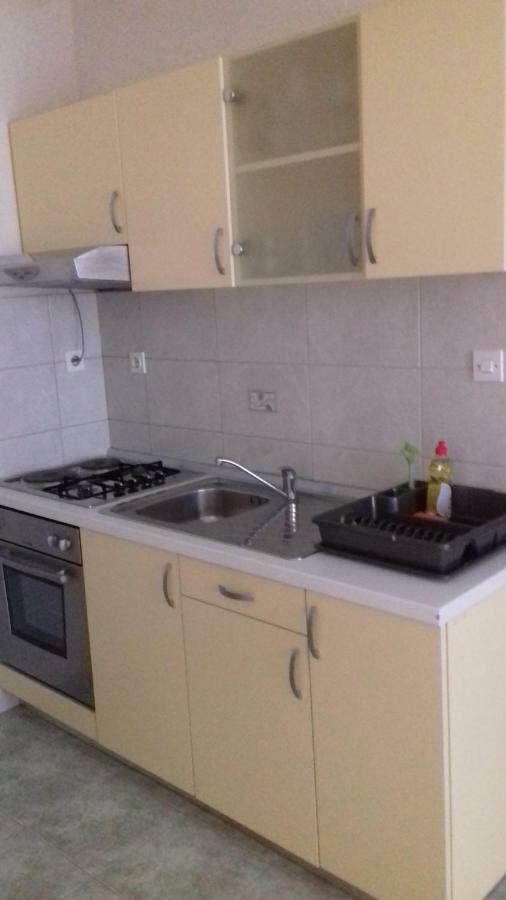 Feel Good Apartment Banjol 외부 사진