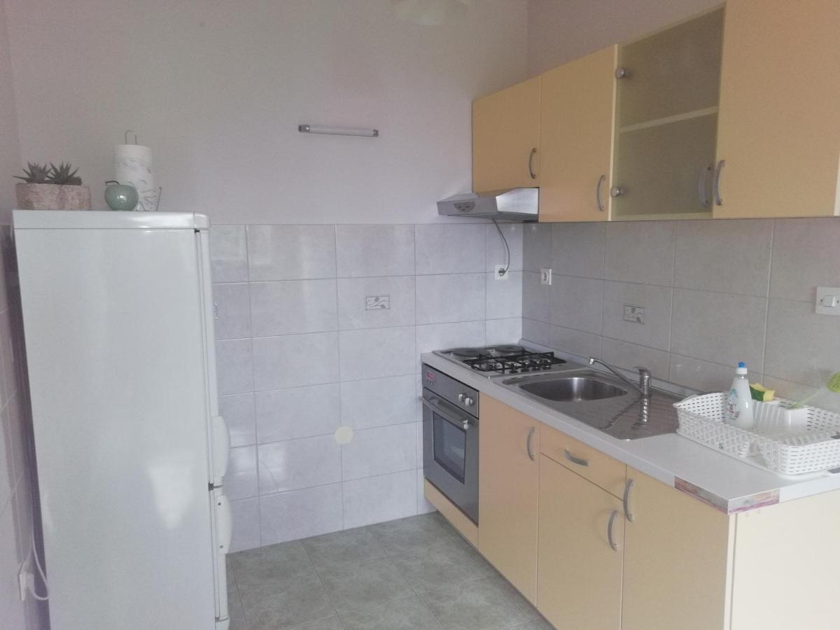 Feel Good Apartment Banjol 외부 사진